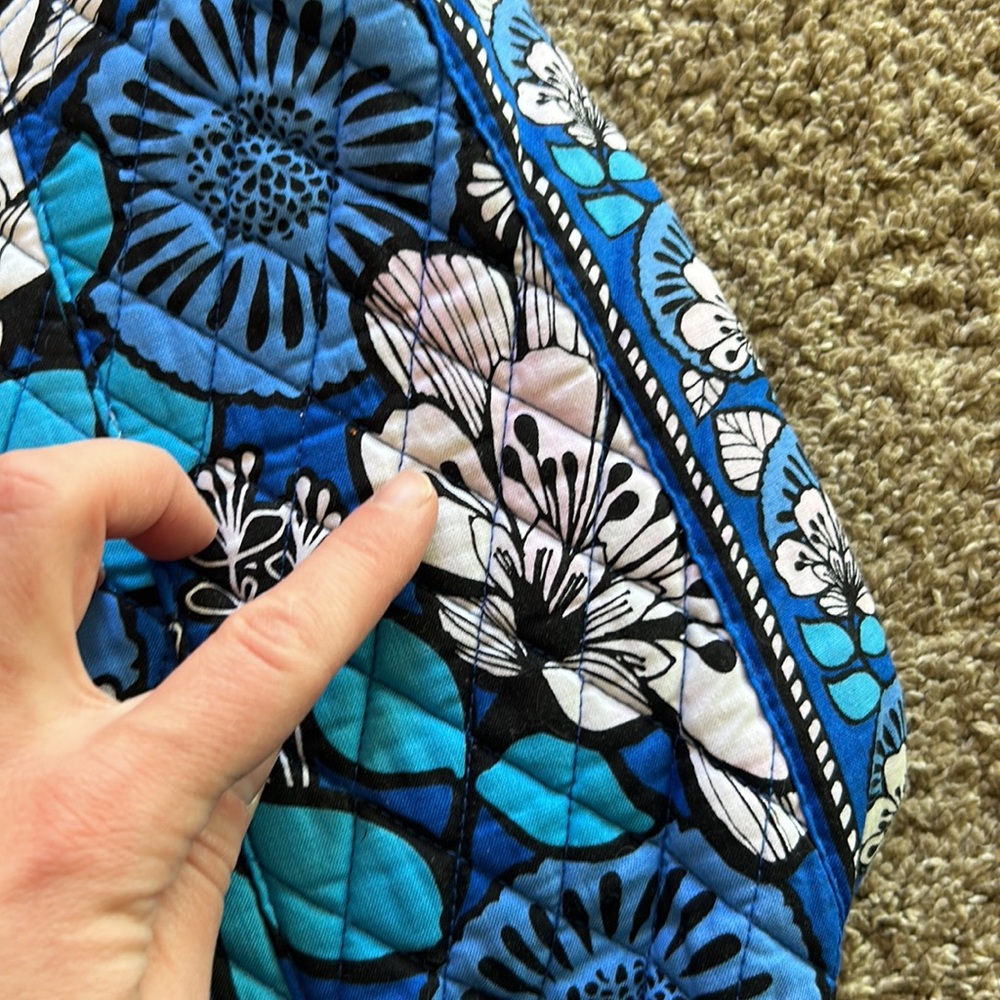 Bundle of 2 Vera Bradley floral tote bags - Picture 13 of 16